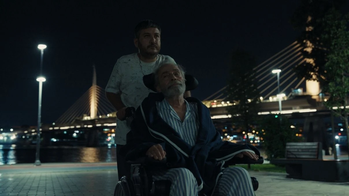 Yan Yana filmi rekor üstüne rekor kırıyor! 12 günde milyonlarca izleyici 6 Yan Yana Filmi rekor üstüne rekor kırıyor! 12 günde milyonlarca izleyici