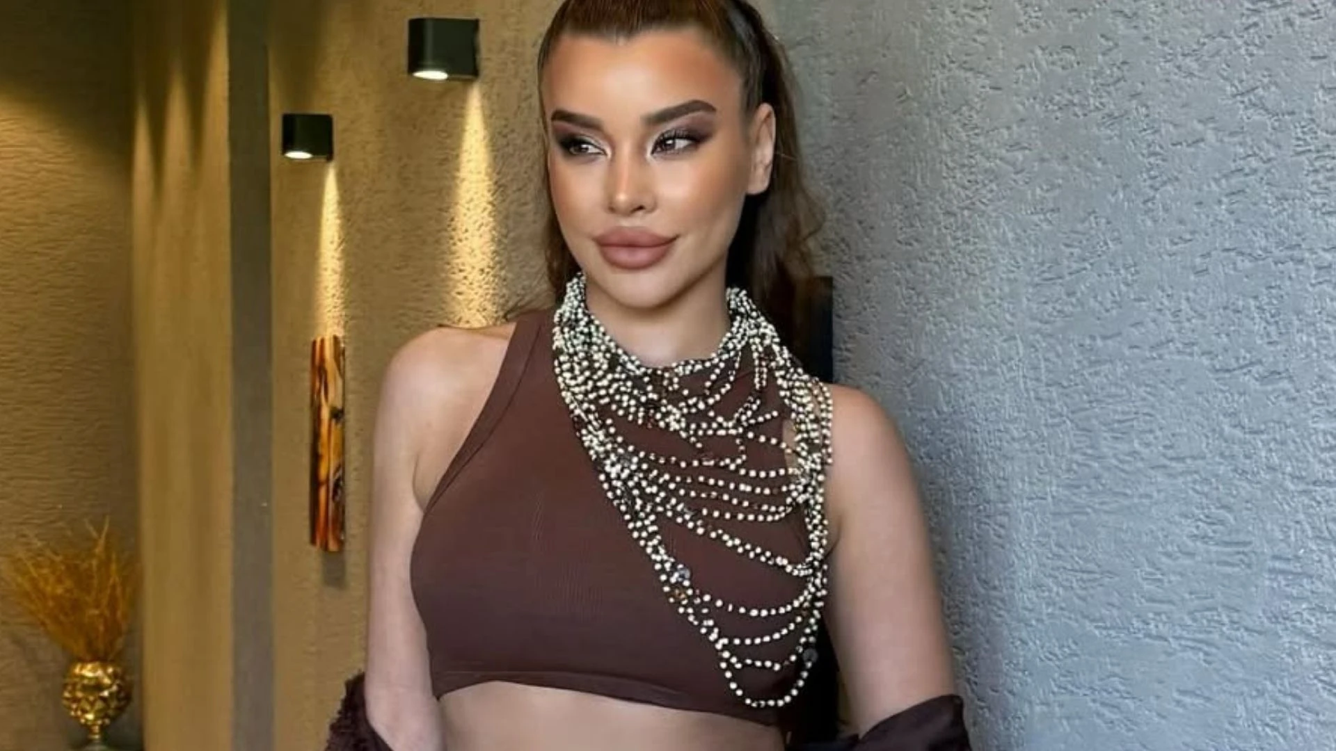 yemekteyiz cagla benanoglu kimdir zuhal topal la yemekteyiz cagla kac yasinda evli mi 5