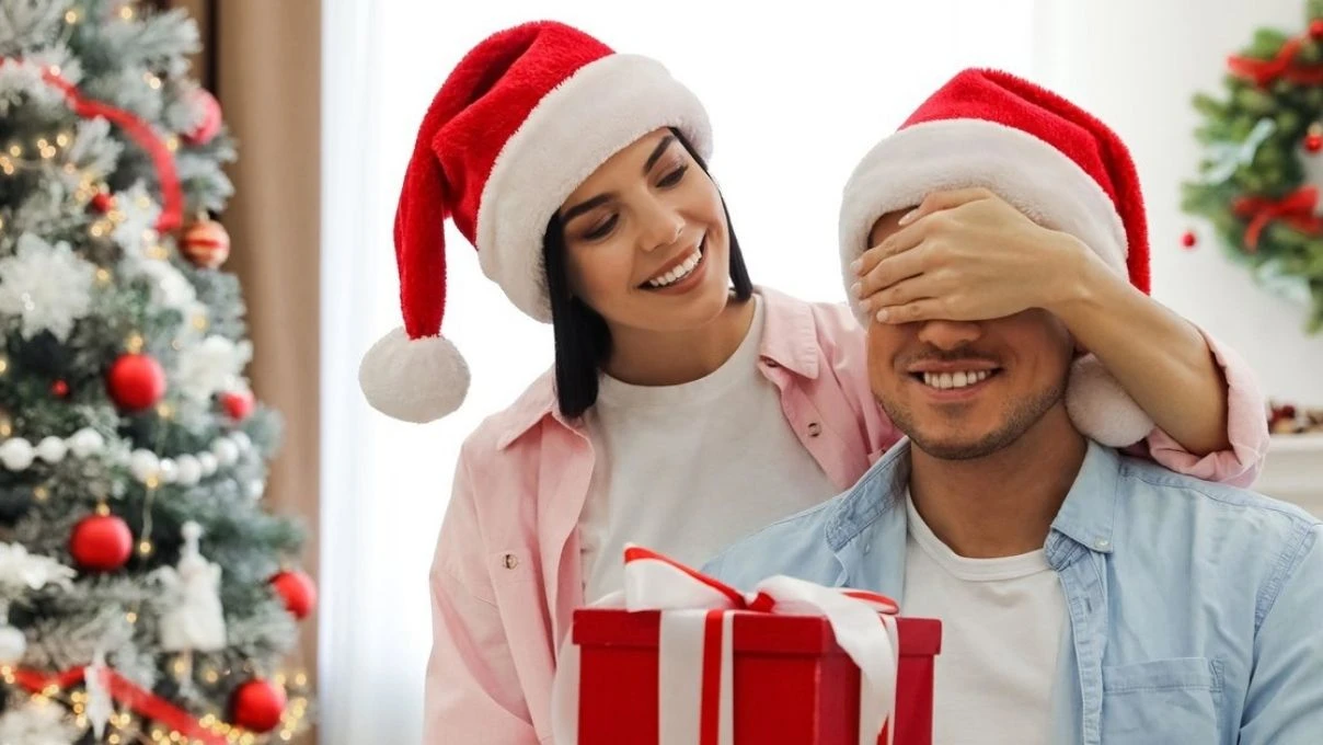 Yılbaşı 2026’da atılacak mesajlar! En aşk ve sevgi dolu 2026 mesajları 11 Yılbaşı 2026’da atılacak mesajlar! En aşk ve sevgi dolu 2026 mesajları