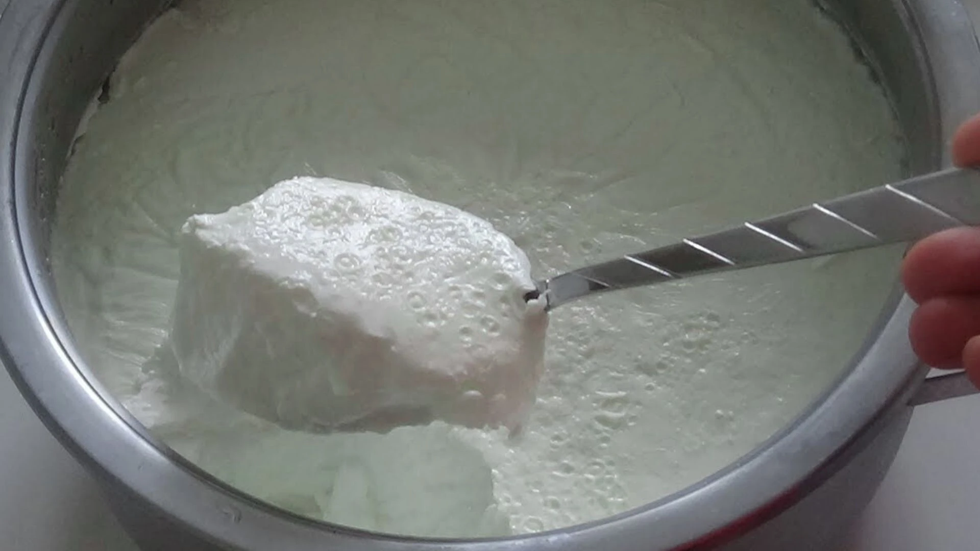 yogurdu tas gibi yapiyor mayaya 6 7 adet ekleyin 4