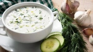 Hem tok tutuyor hem zayıflatıyor! Sıcak havaların çorbası 5 yogurtlu bugday corbasi ne siklikla tuketilir